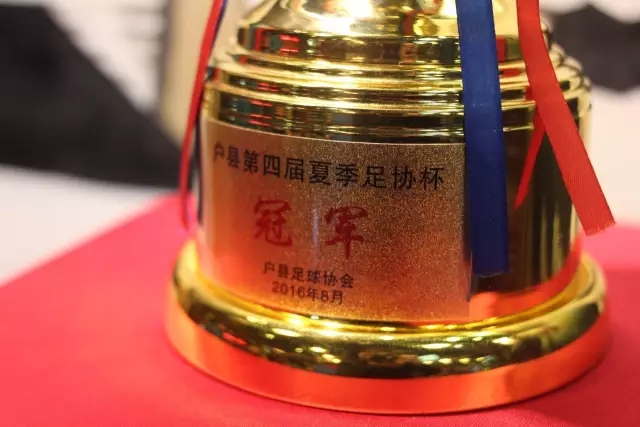 李弘权2中0焦泊乔4中0！男篮首节三大爆点全变铁匠，没胡金秋赵继伟年轻人是真扛不住